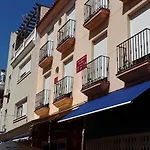 Apartamentos Vicenta Carihuela By Playa Miguel